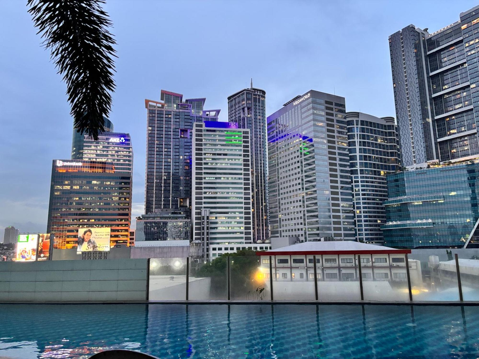 La Amore Place Pasig City Eksteriør bilde