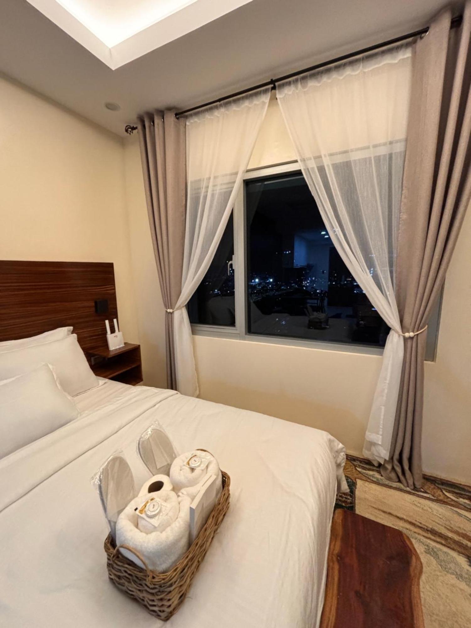 La Amore Place Pasig City Eksteriør bilde