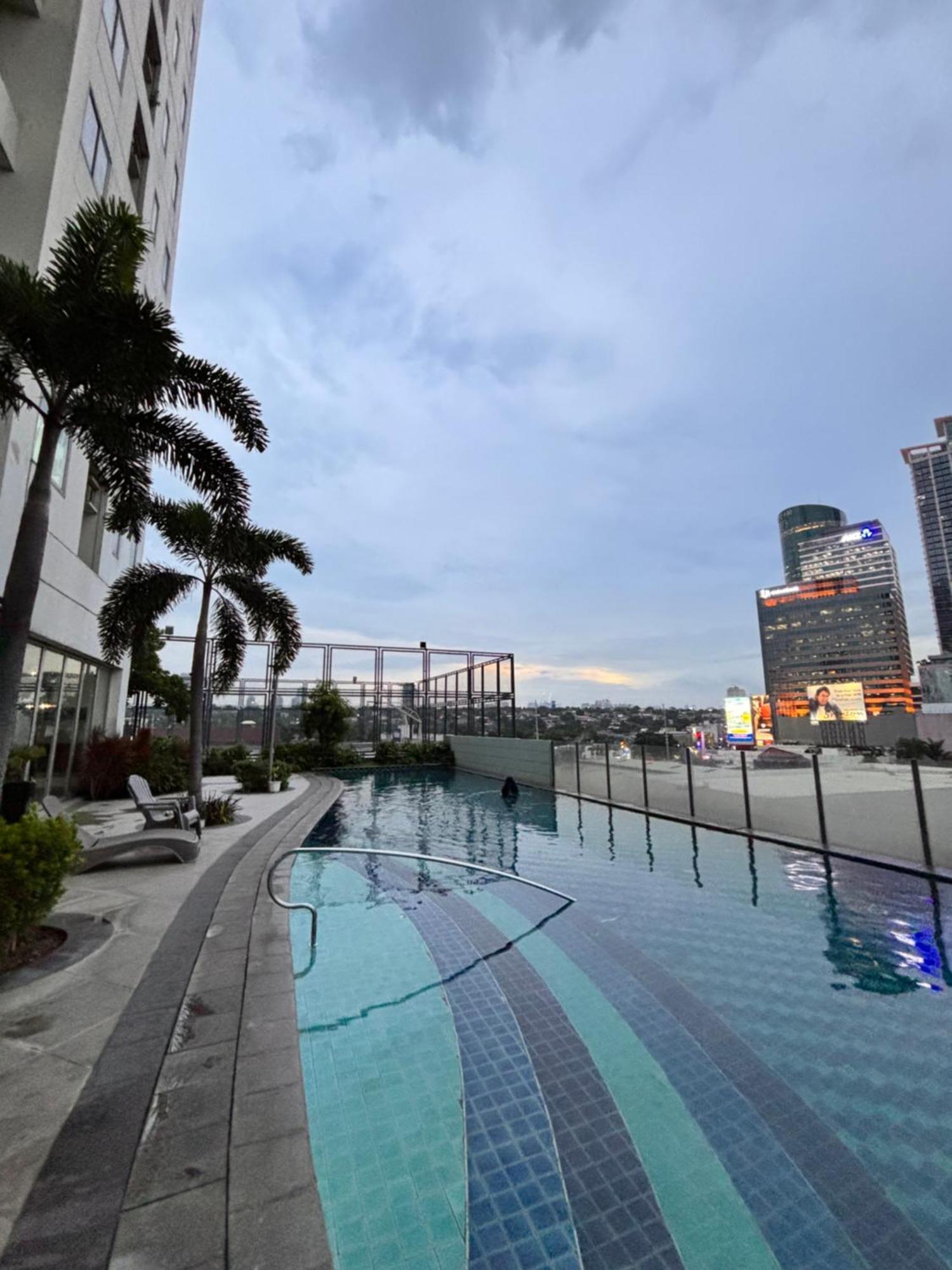 La Amore Place Pasig City Eksteriør bilde