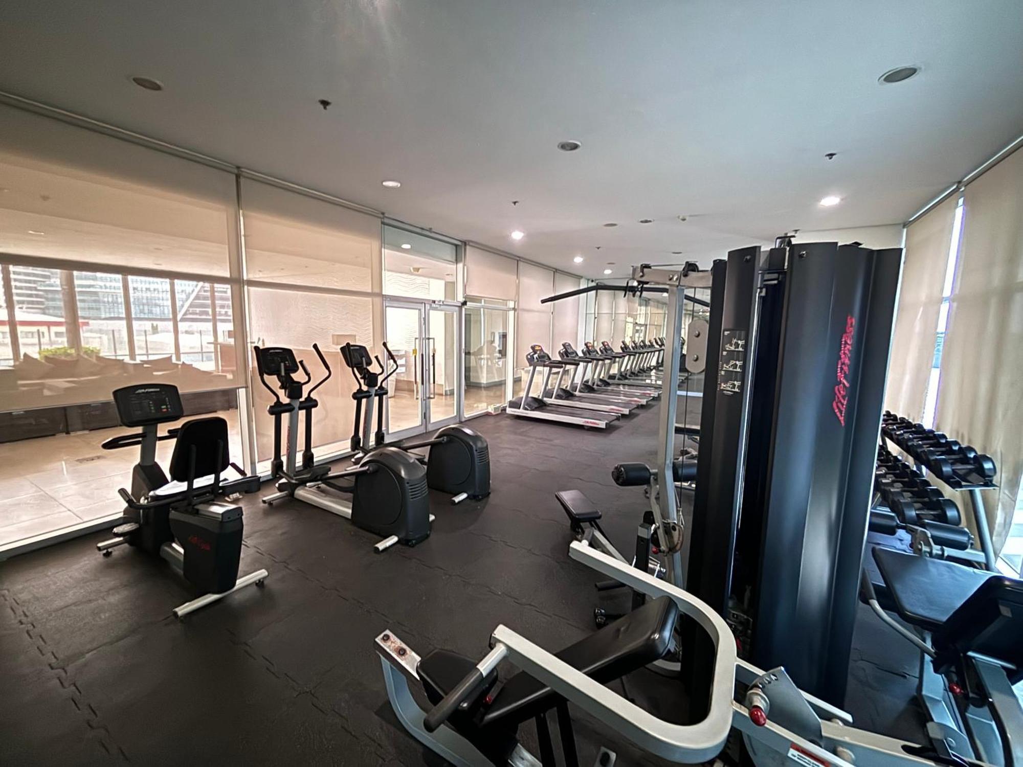 La Amore Place Pasig City Eksteriør bilde