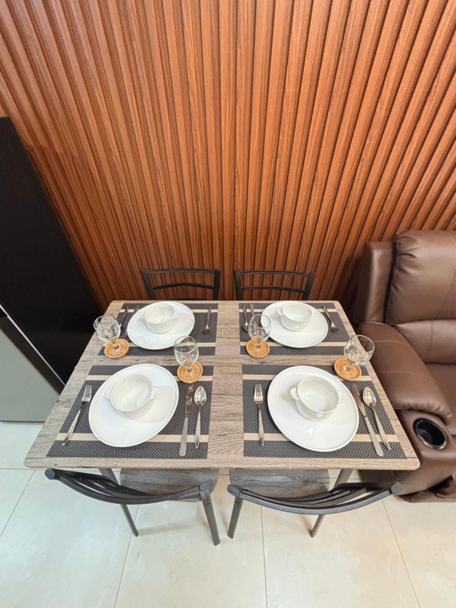La Amore Place Pasig City Eksteriør bilde
