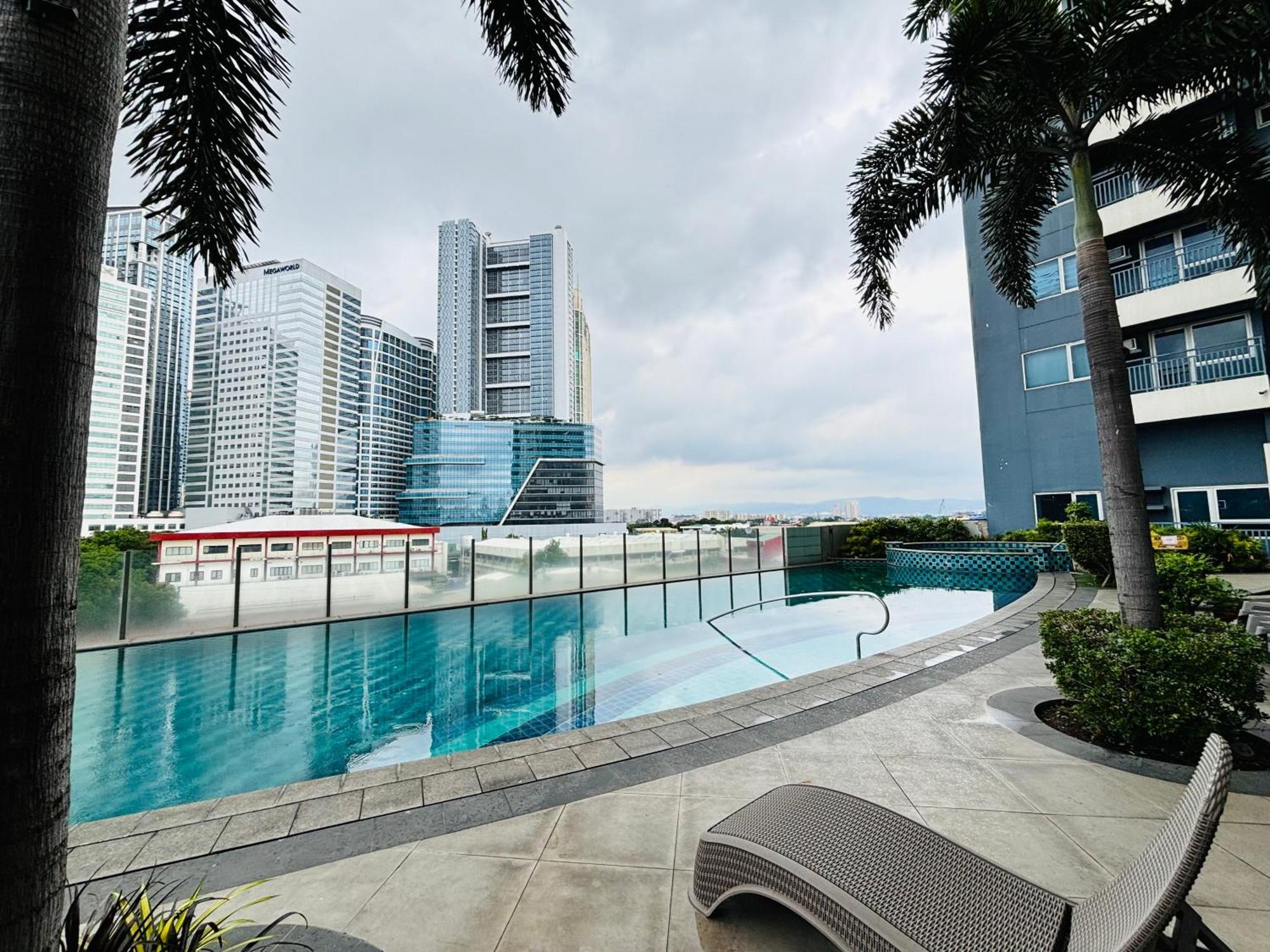 La Amore Place Pasig City Eksteriør bilde